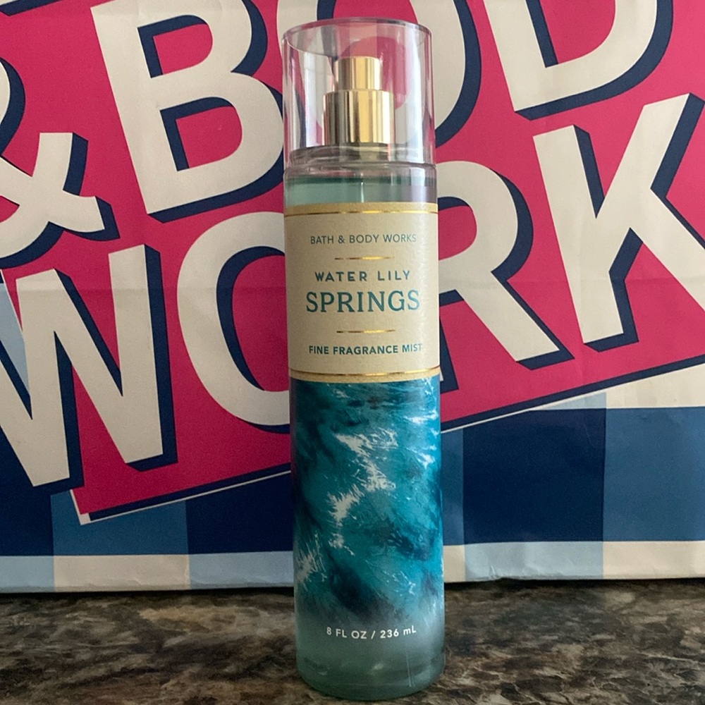 Bath & Body Works Water Lily Springs
